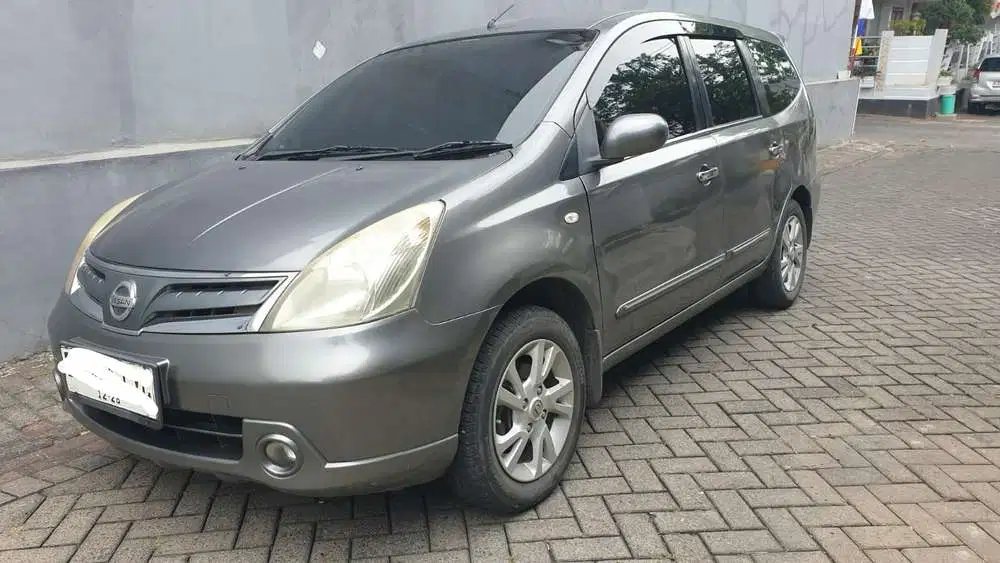 Nissan Grand livina 2011 Bensin