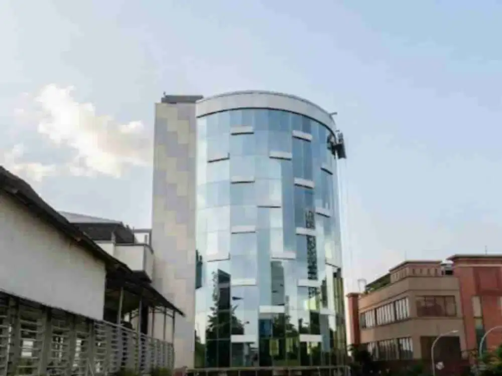 DI JUAL GEDUNG BARU UNTUK PERKANTORAN