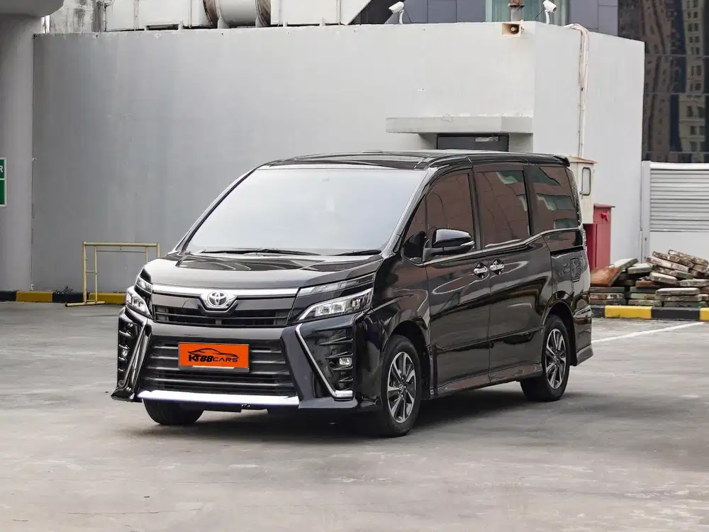 [LOW KM57rb] TOYOTA VOXY AT 2019 / 2020 / 2021 HITAM