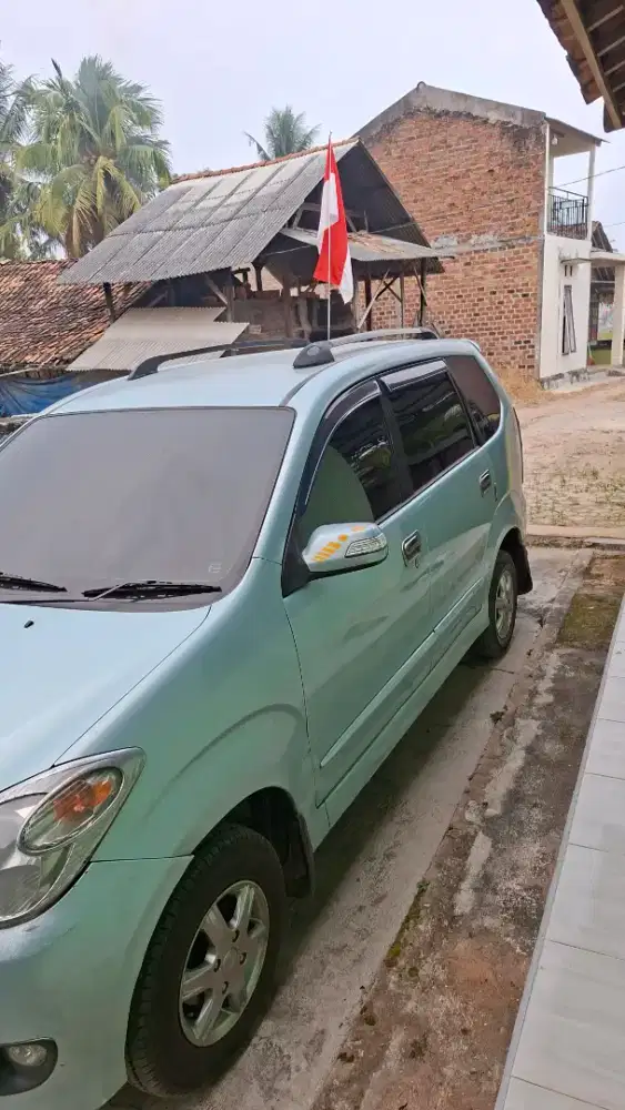 Xenia Li 1000 cc type family up sporty