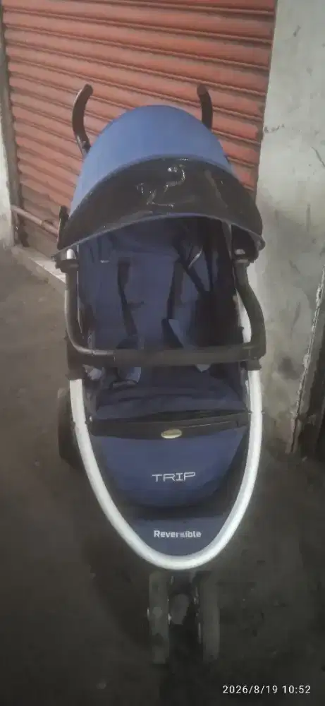 Baby stroller chocolate