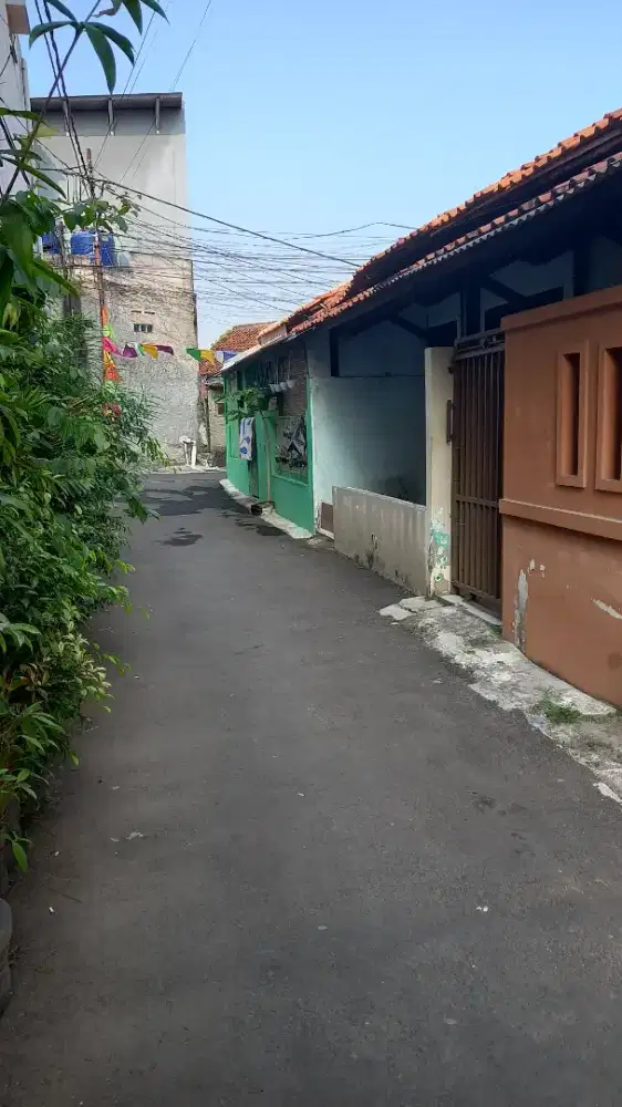 RUMAH MASUK MOBIL TANJUNG BARAT JAKSEL