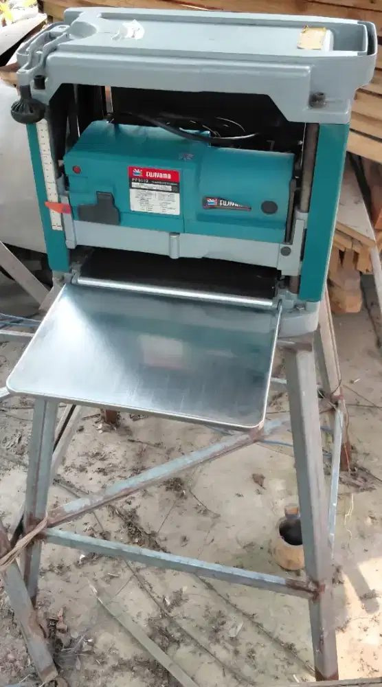 Mesin serut ketam kayu fujiyama pp9012