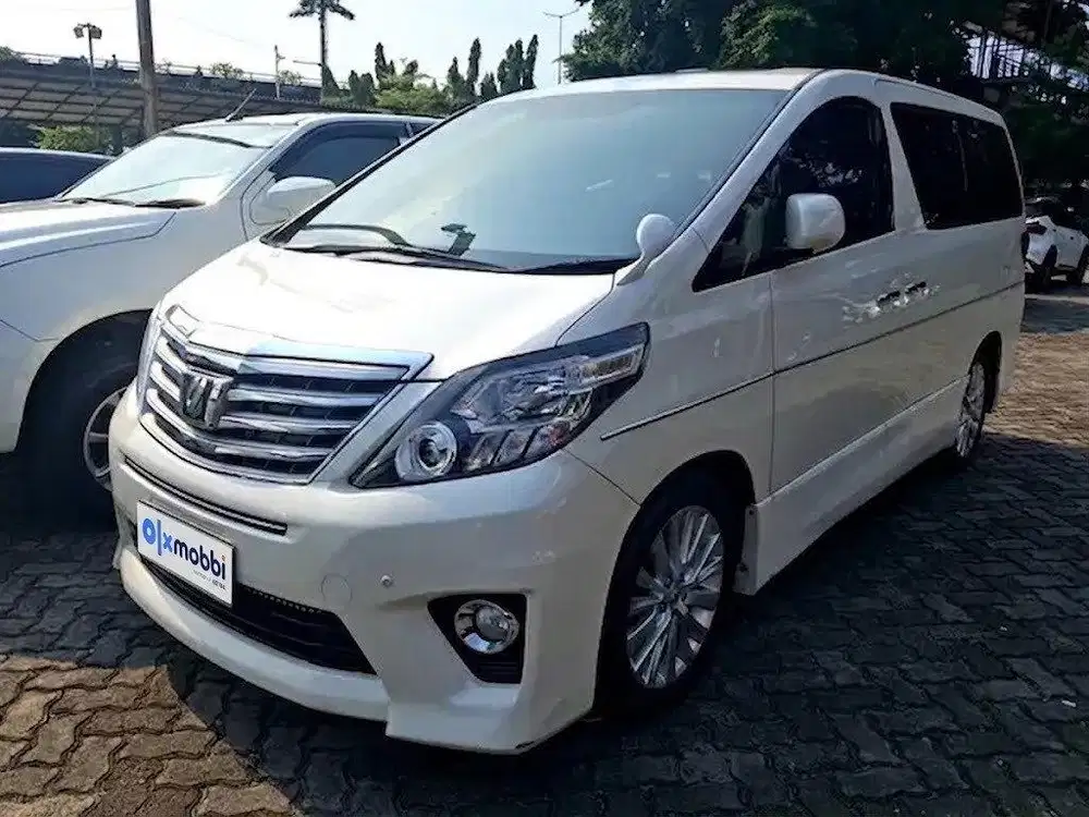 [BUNGA 0%] Toyota Alphard 2013 8PA