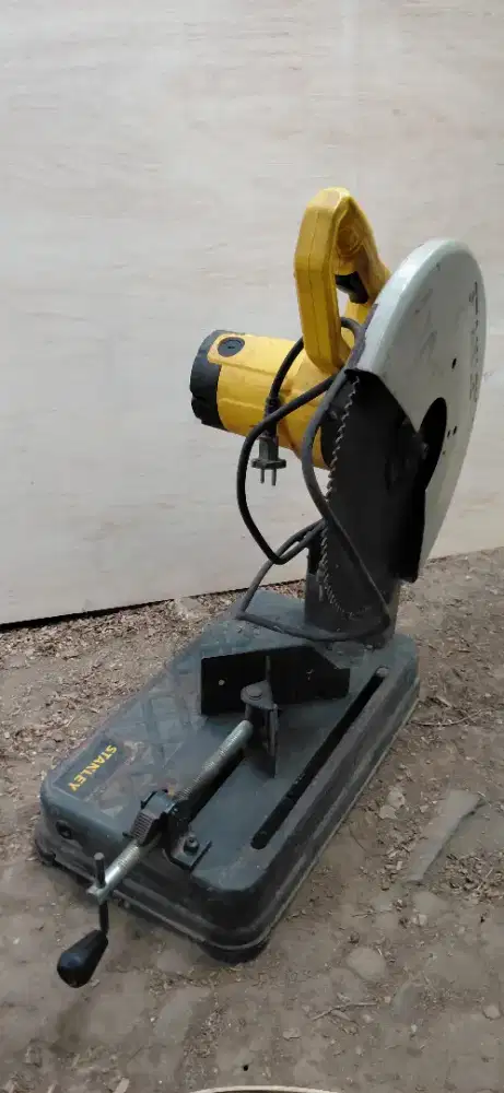 Mesin cyrcle sirkel cutting STANLEY stel701