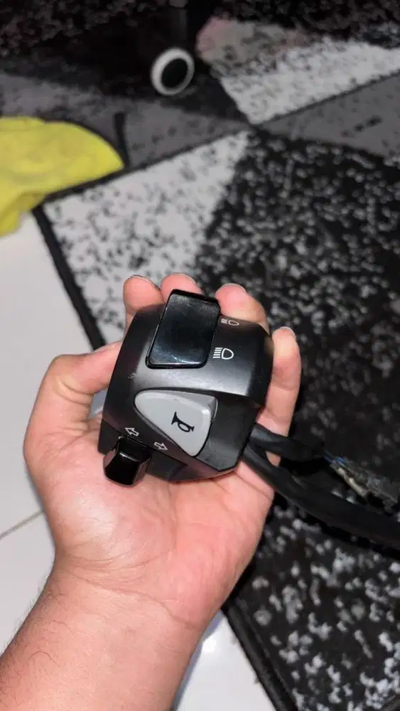 Saklar Kiri Original Honda ADV 160 CBS