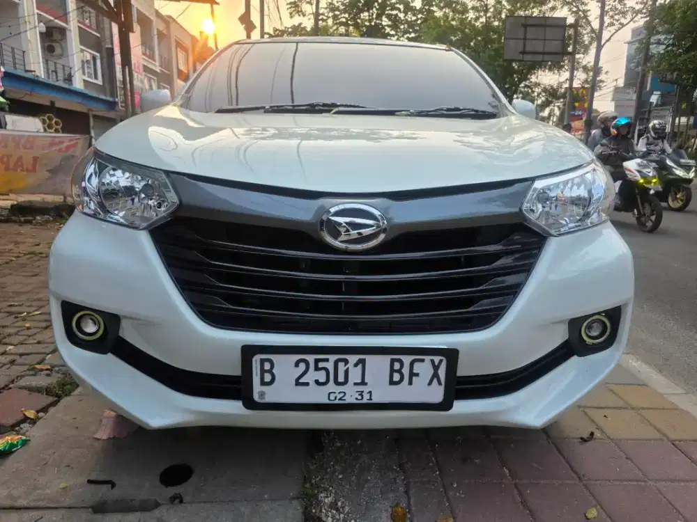 XENIA M DLX MANUAL 2016