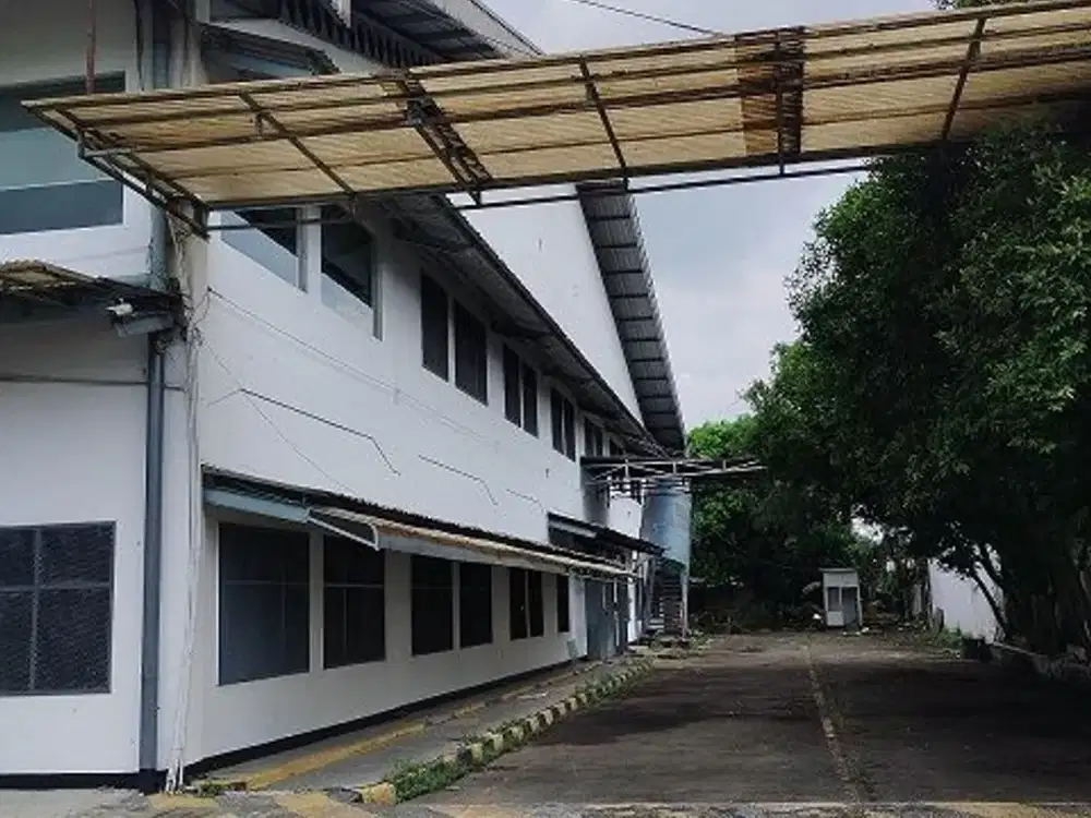 Disewakan gudang / pabrik di Jl. Nasional Cikupa Tangerang