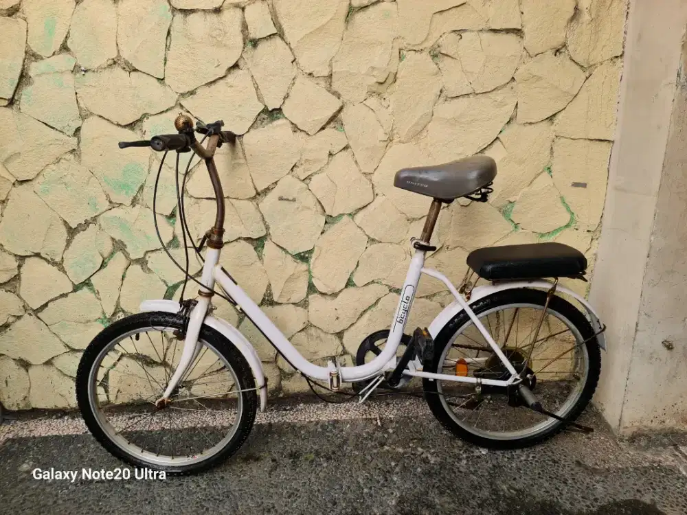 Jual butuh sepeda Minion UK 20 gigi 6 speed minus Rante karatan
