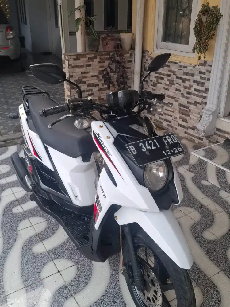 Yamaha X Ride Putih