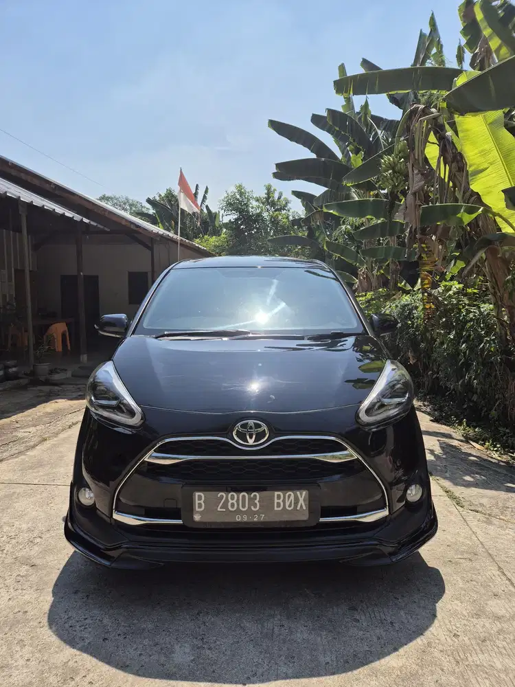Toyota Sienta Q AT Ganjil