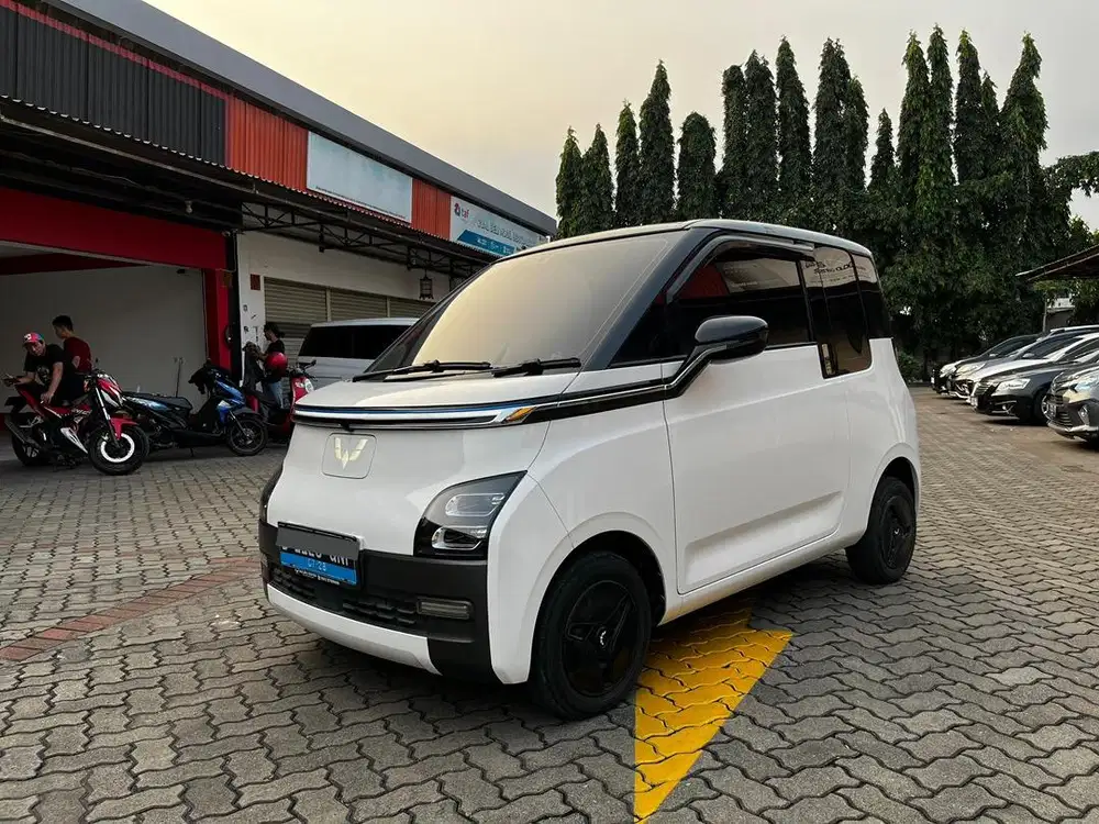 WULING AIR EV 2022 LONG RANGE WHITE EDITION RARE !!