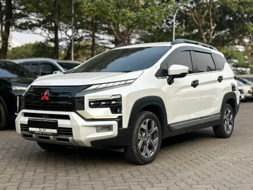 NIK 2025 ISTIMEWA!! MITSUBISHI XPANDER 1.5 CROSS PREMIUM MATIC 2025