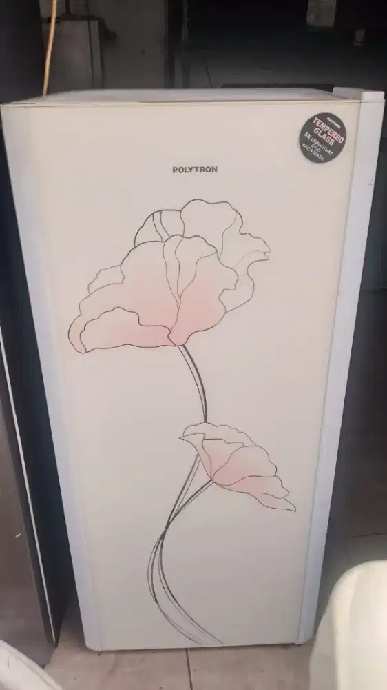 Dijual kulkas 1 pintu merek polytron 1 pinru normal