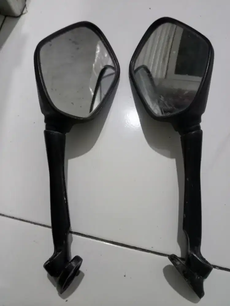 Spion CBR 250 CBU Original Copotan