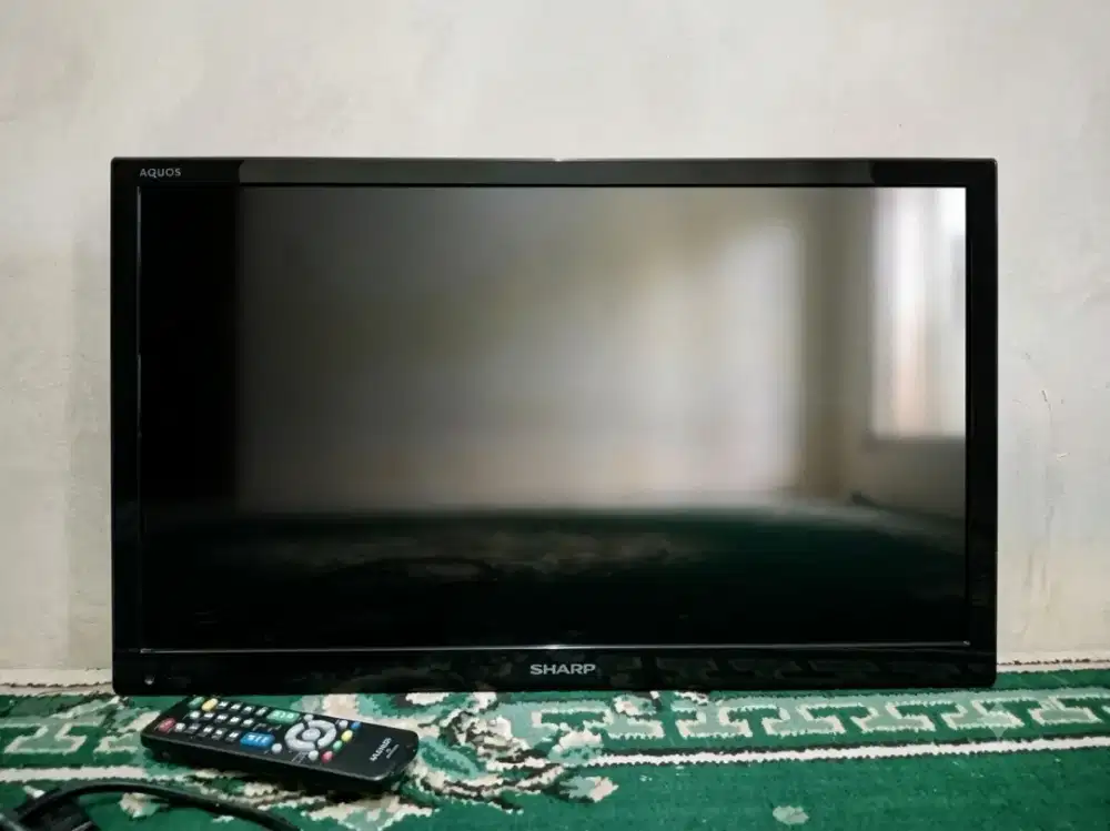 Tv LED SHARP 24 INCH
