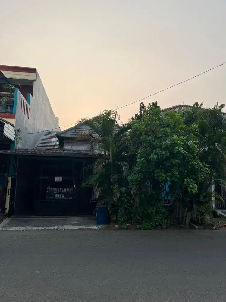 DIJUAL RUMAH DIGRAHA RAYA BINTARO JAYA CLUSTER EDORA 2