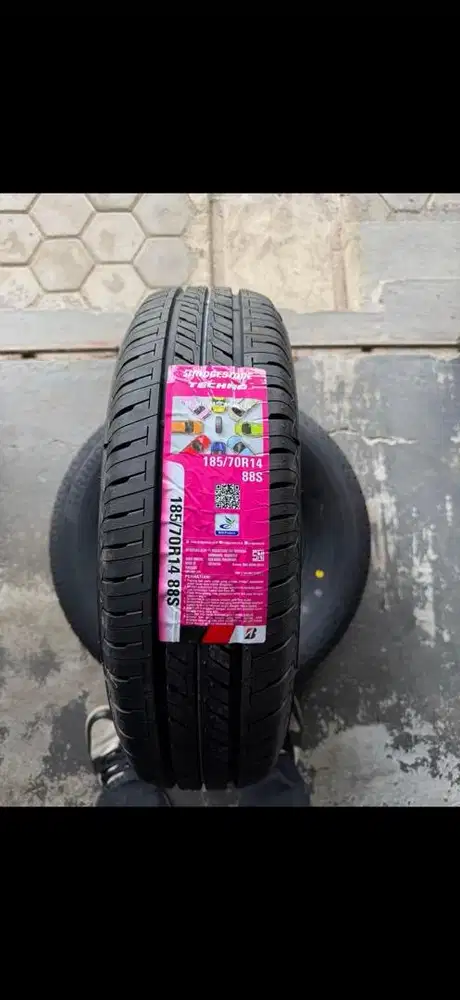 Ban Mobil bridgestone 185/70 R14