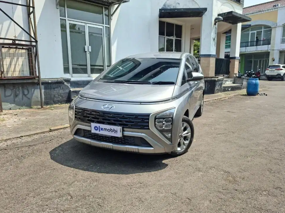 Like New - Hyundai Stargazer 1.5 Trend Essential Bensin AT 2025 Abu