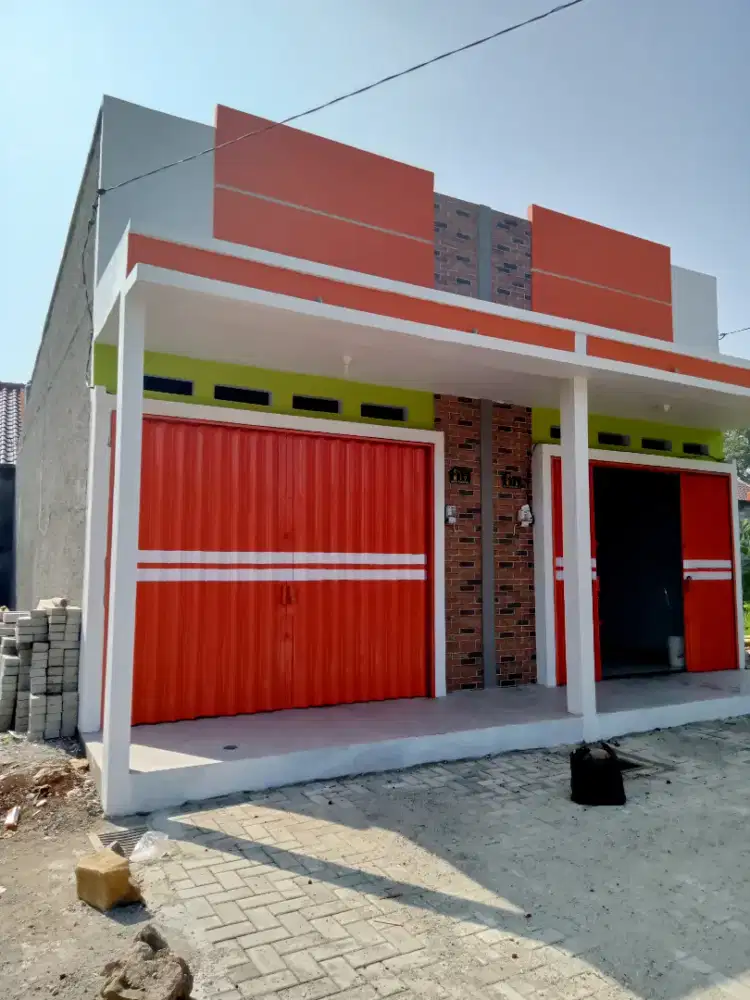 RUKO dijual, lokasi strategis
