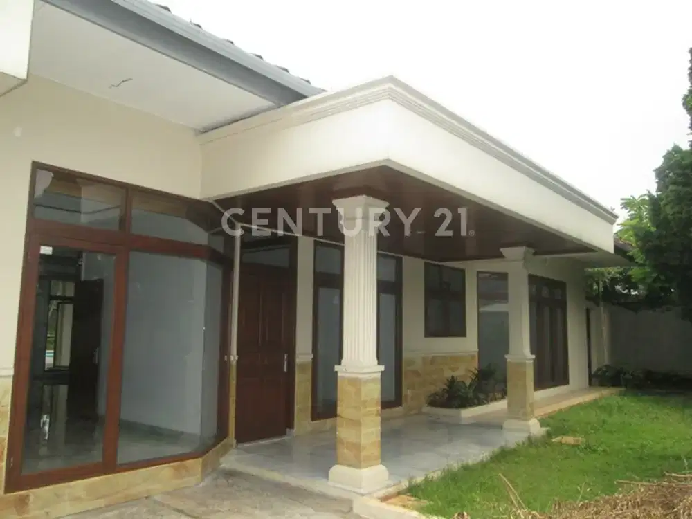 For Sale : Spacious Individual House In Damai Raya!