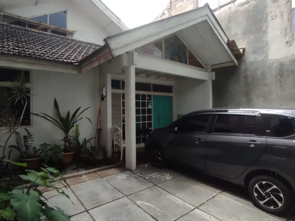 Kontrak rumah jalan utama Turangga nyaman aman cocok untuk kantor komersial MURAH!
