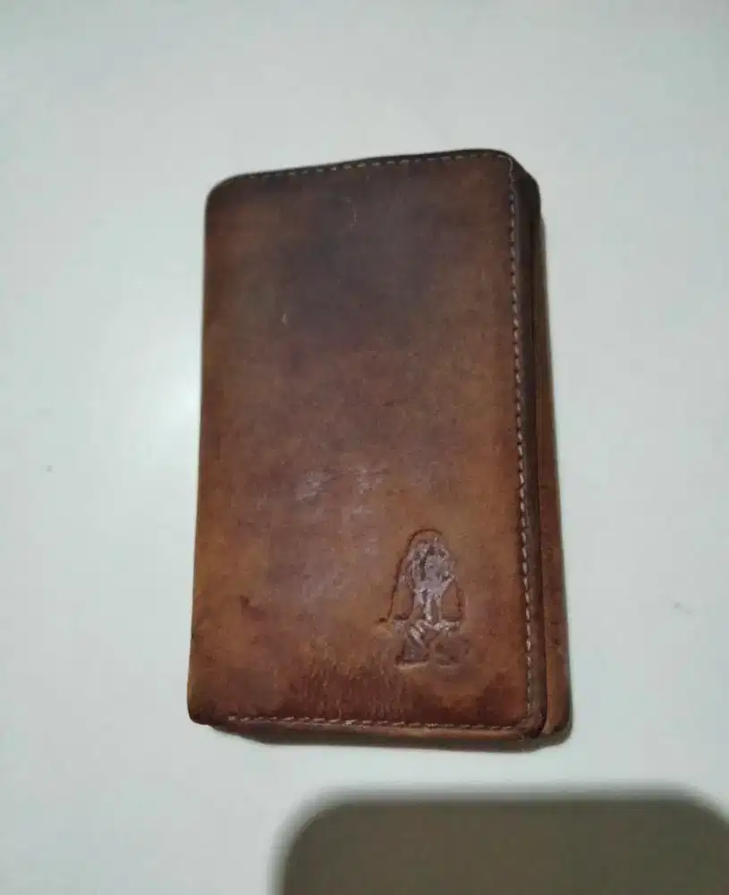 Dompet STNK hush puppies