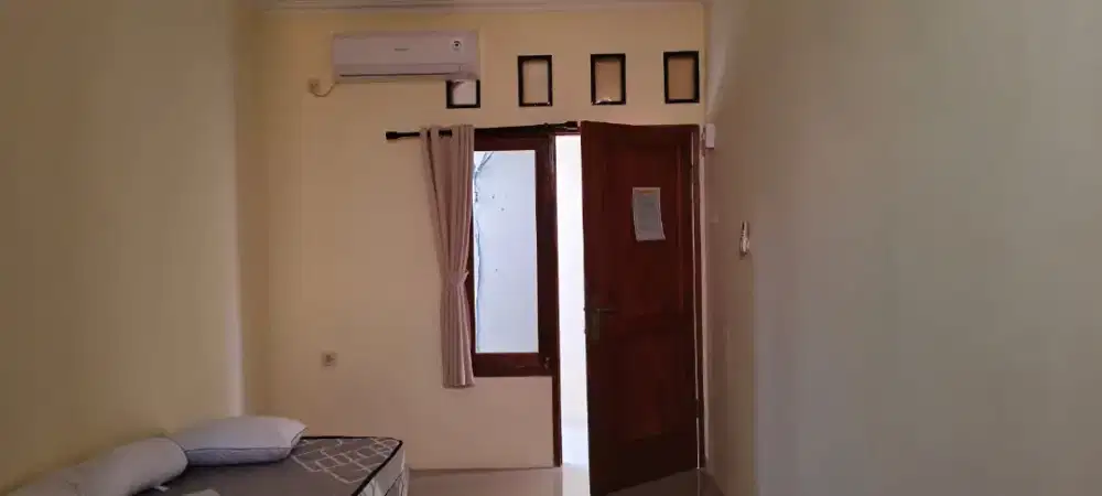 Sewa kost strategis dan nyaman