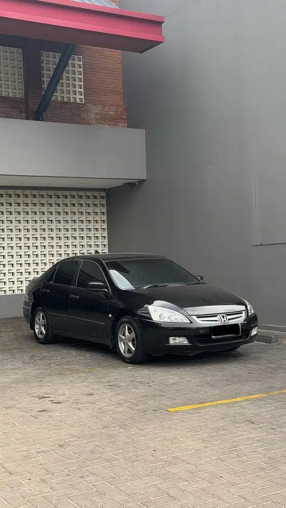 Honda Accord CM5 VTiL 2.4 Automatic