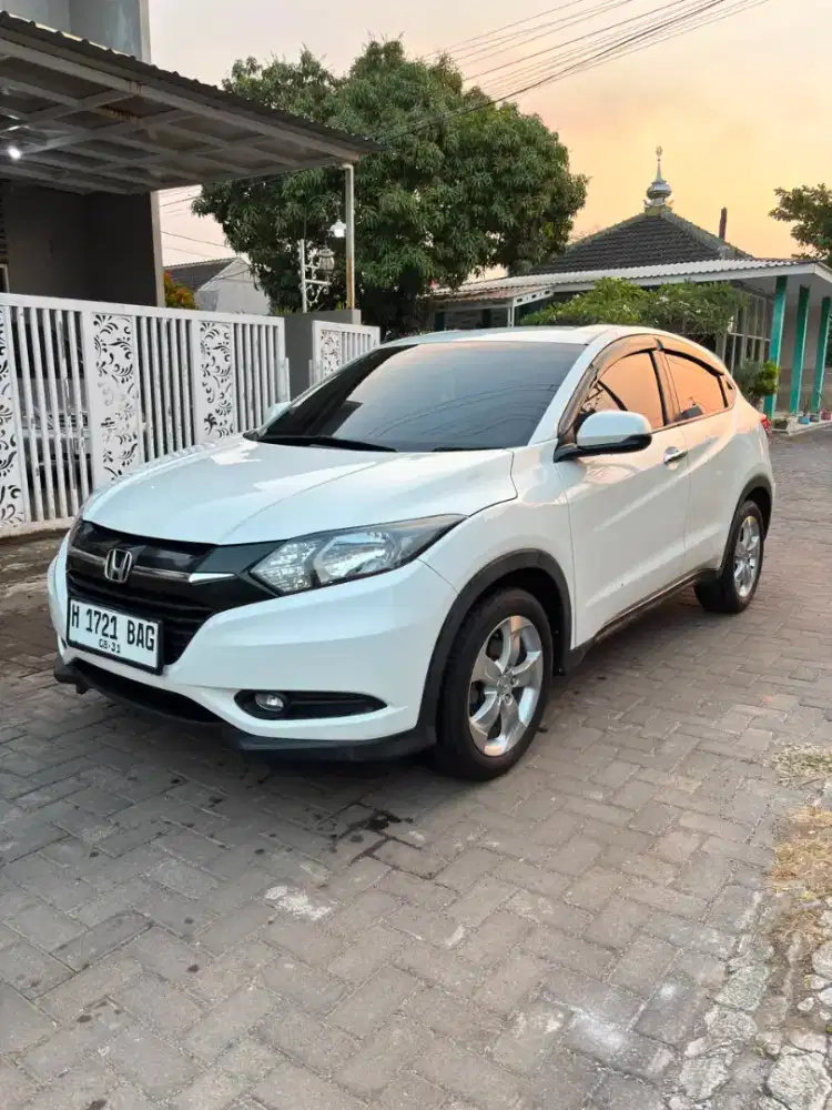 Hrv E cvt 2016 siap pakai