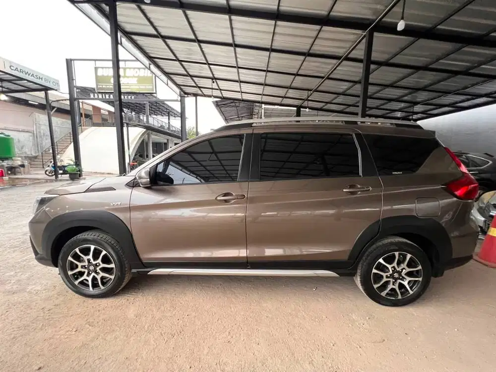 Suzuki XL7 Zeta AT 2023 – Low KM 57rb, Tangan 1, Mulus & Terawat