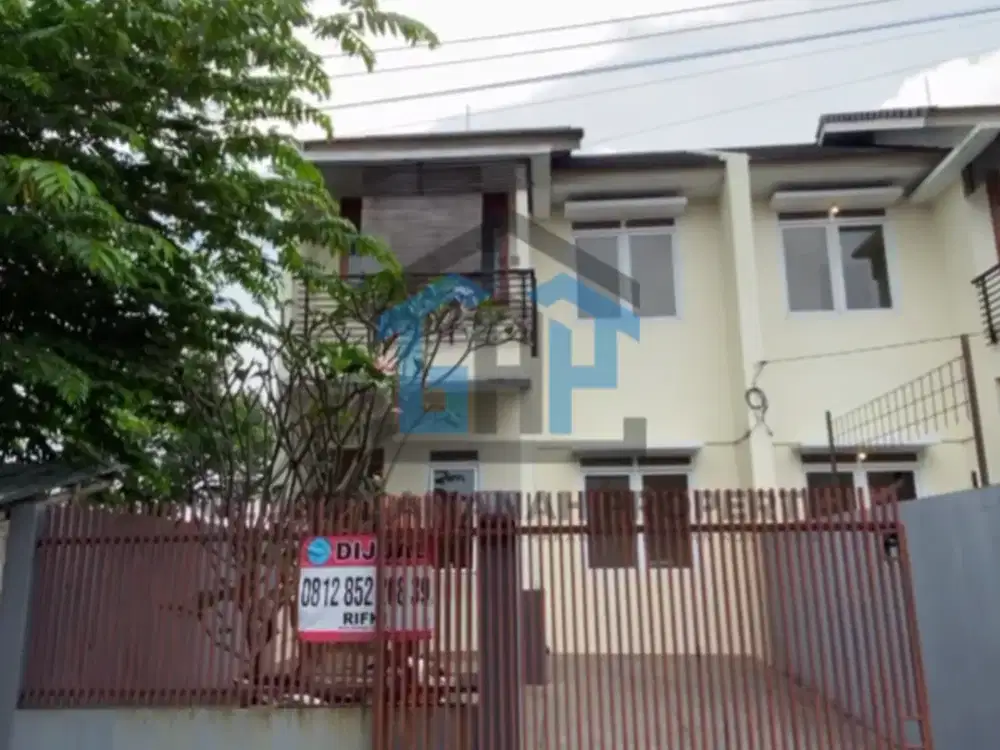 Dijual Rumah Baru Komplek Sariwangi Selatan Taman Belakang Luas