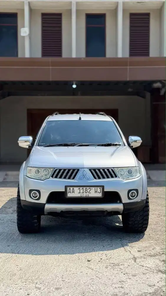 (DP 55JUTA) PAJERO SPORT EXCEED 2010 4X4 AT MATIC DIESEL