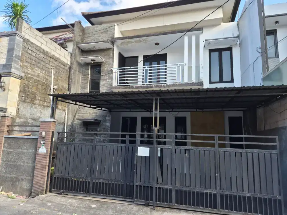 RUMAH MINIMALIS DALAM KOMPLEKS SECURITY GATE DI GATSU