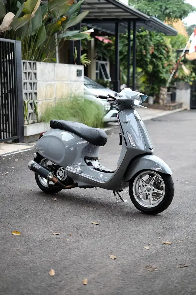 PIAGIO VESPA MATIC SPRINT 150 IGET ABS FACELIFT TAHUN 2023