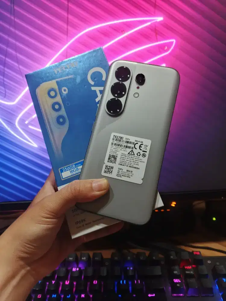 Tecno Camon 50 Pro 5G 8/256GB Fullset like new