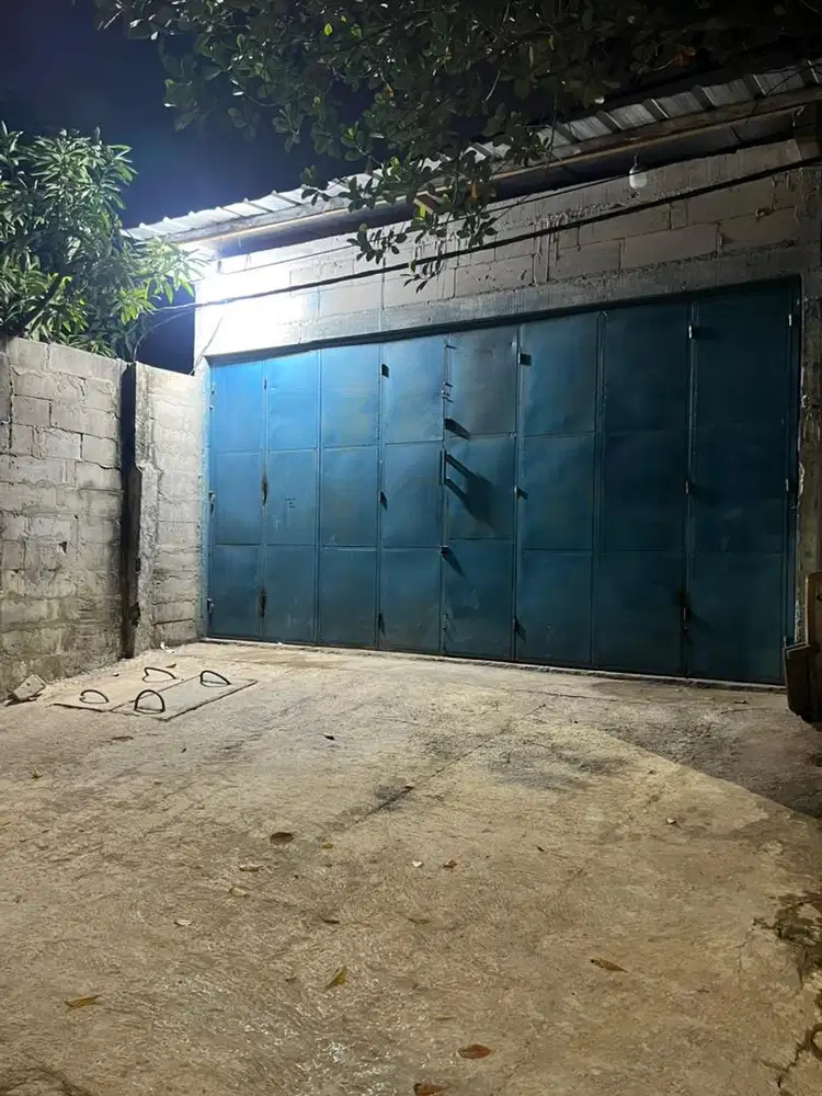 Di SEWAKAN GUDANG