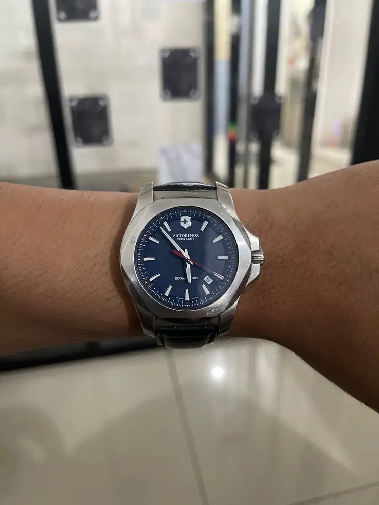 Victorinox Swiss Army I.N.O.X. Blue Dial Original