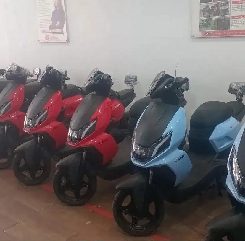 SEPEDA LISTRIK UWINFLY D66A