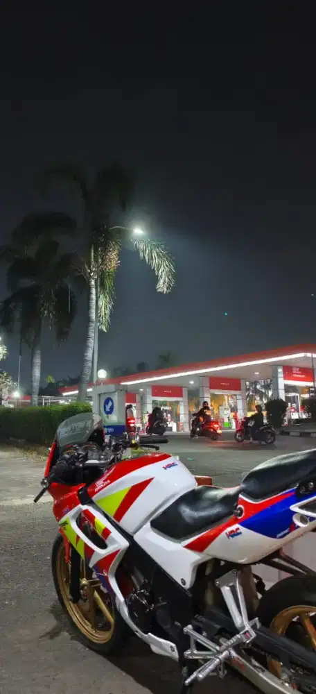 Di jual cepat CBR old 2006