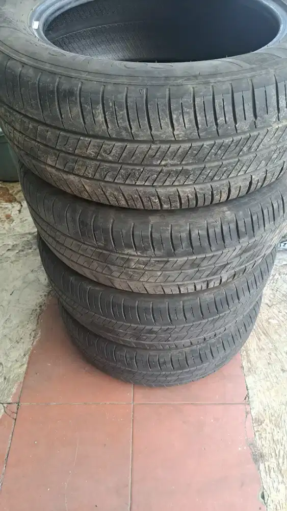 Ban 205 55 r16 kumho solus for stargezer altis xpander sienta dll