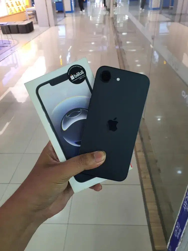 Iphone 16e 128 gb 1 bulan pakai