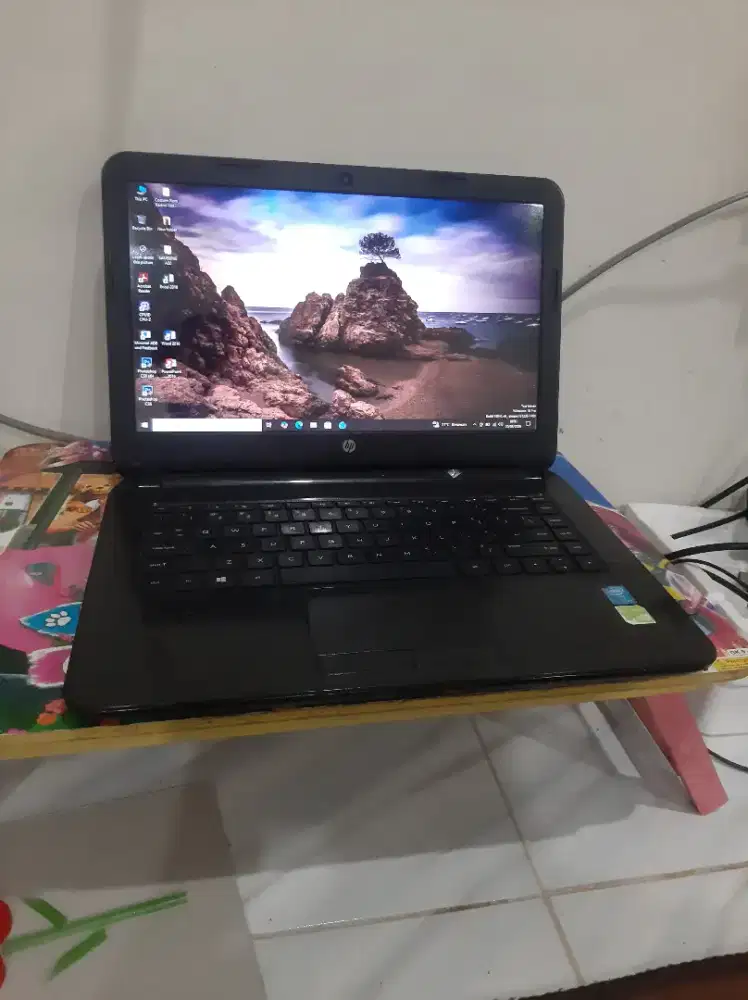 LAPTOP HP SLIM 220E CORE I3 GEN 4 HASWELL VGA NVIDIA 2GB MURAH