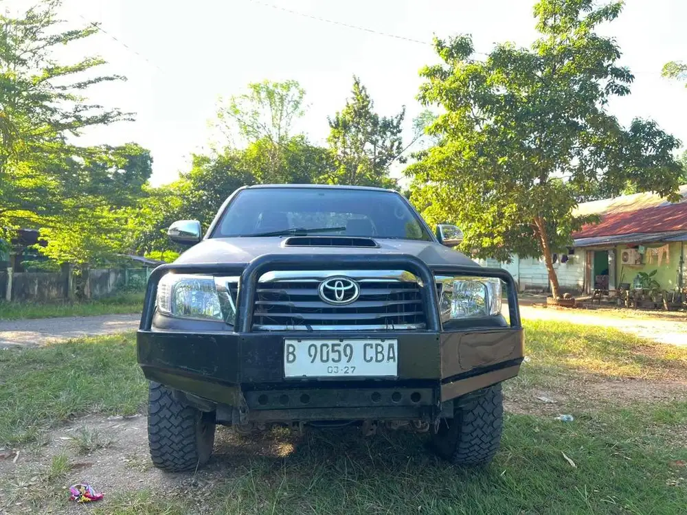 Hilux DC 4x4 2.5 G 2011 Diesel