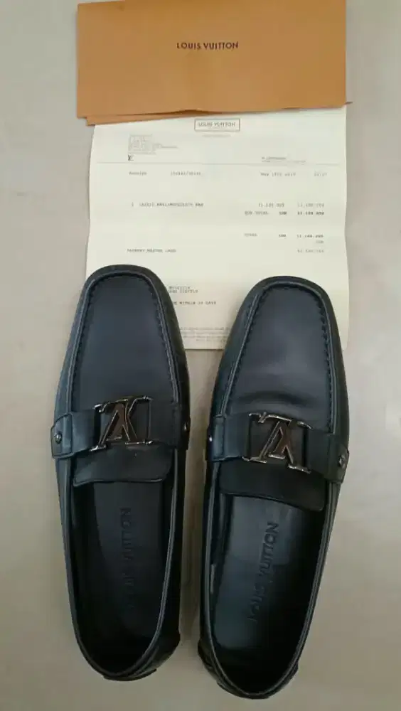 Jual sepatu original branded Louis vuitton