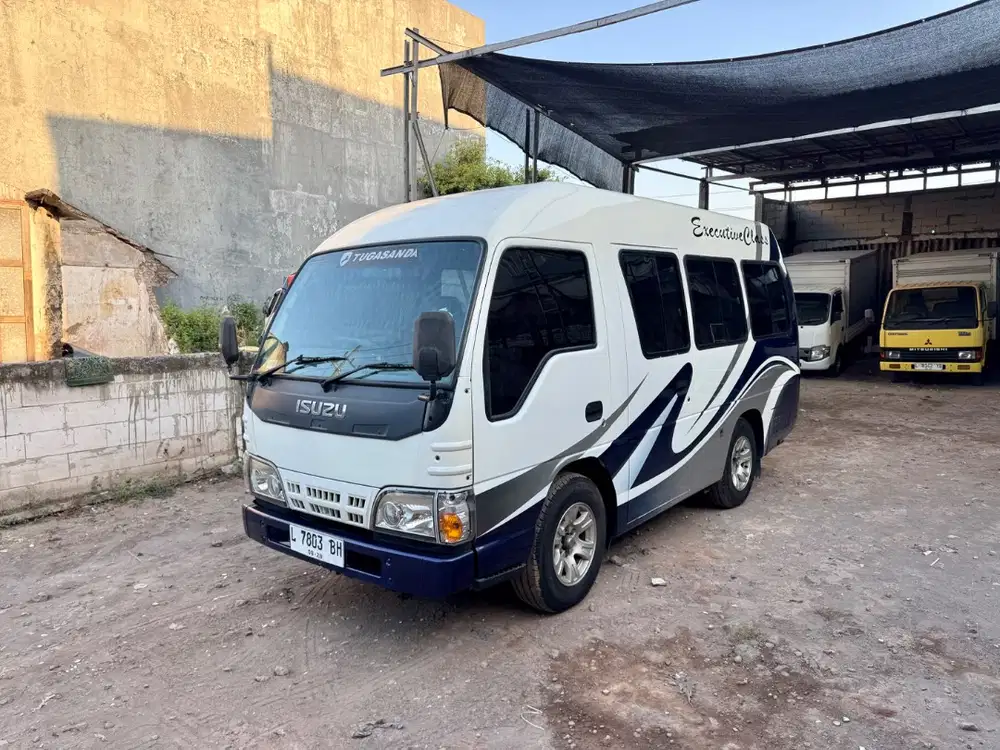 Isuzu Elf Microbus NHR55 CO E2-1 2013 KM 7rb Antik