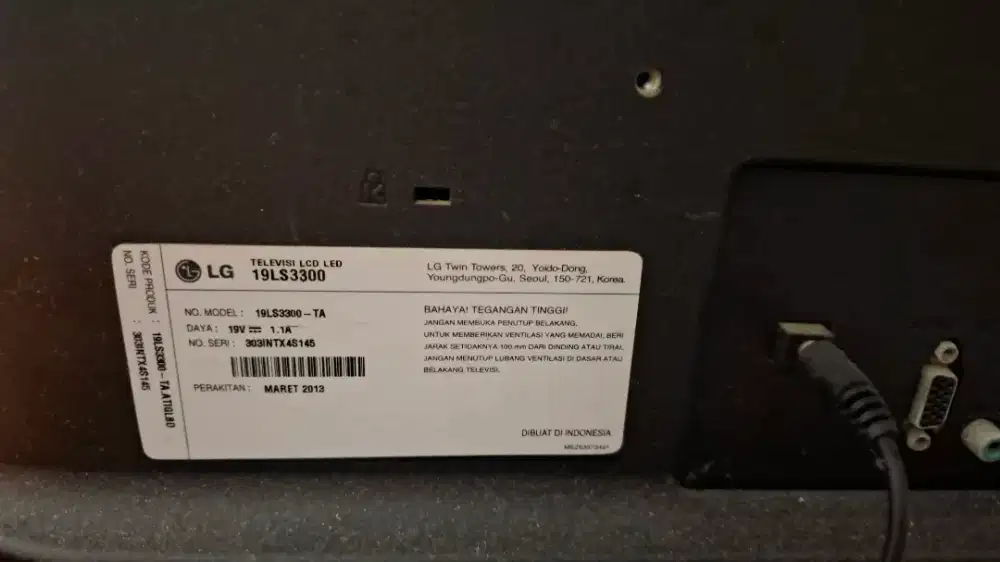 Televisi LG, lcd led 19 inchi