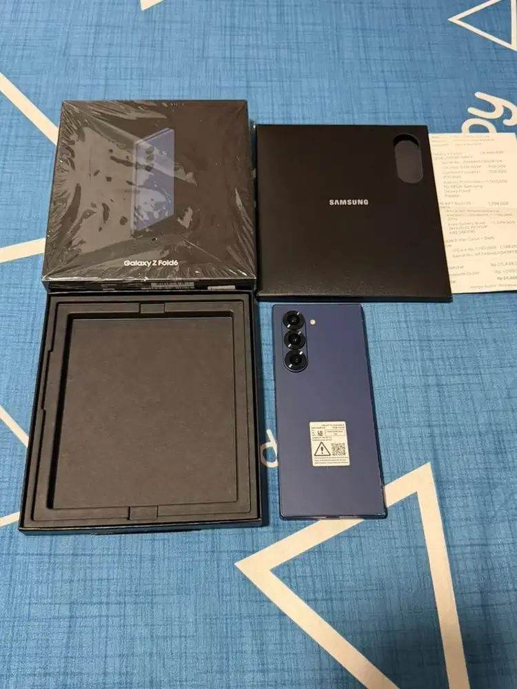Samsung fold 6 5G 12/256 sein