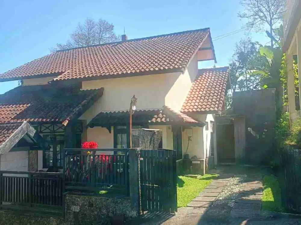 DIJUAL VILA ISTIMEWA