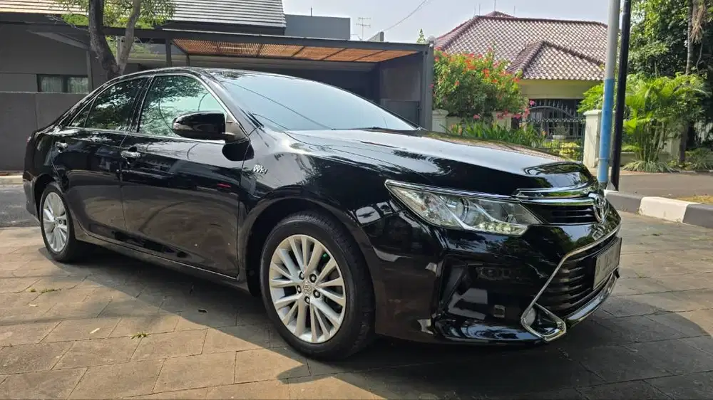 Dijual Toyota Camry V 2.5 - 2018 (Pribadi)